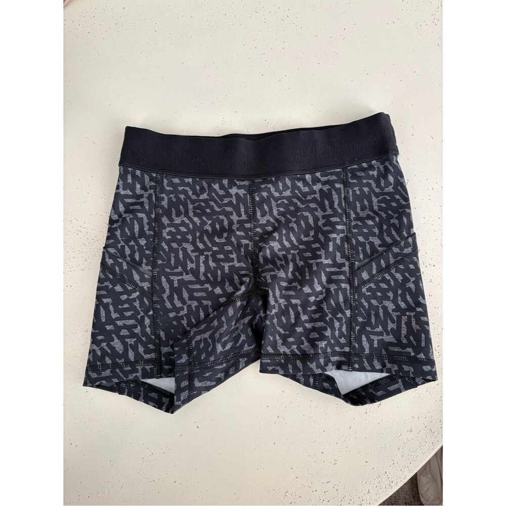 lululemon athletica Black & Gray Patterned Bike Shorts